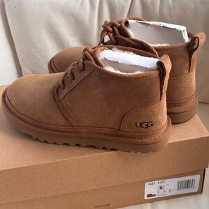 BNIB UGG Brown Chukka Boots
